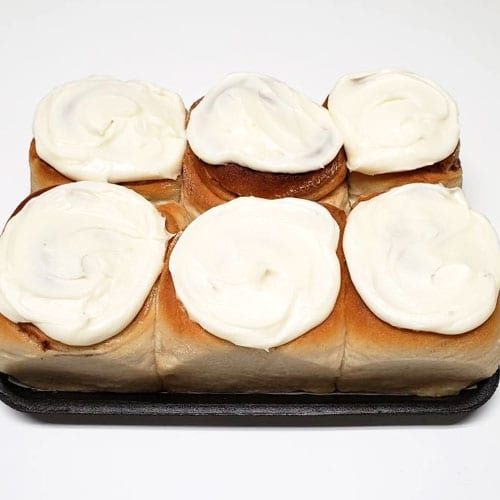 6 frosted cinnamon rolls